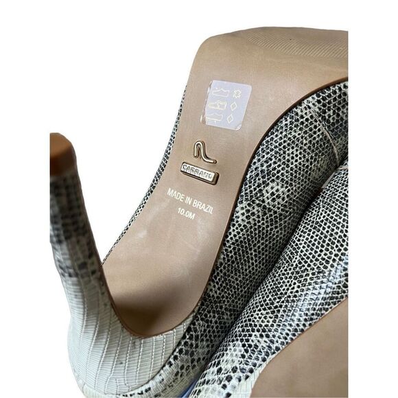 Carrano Snake Skin Stilettos Pumps Heels size 10 Gray Cream White - Picture 5 of 12